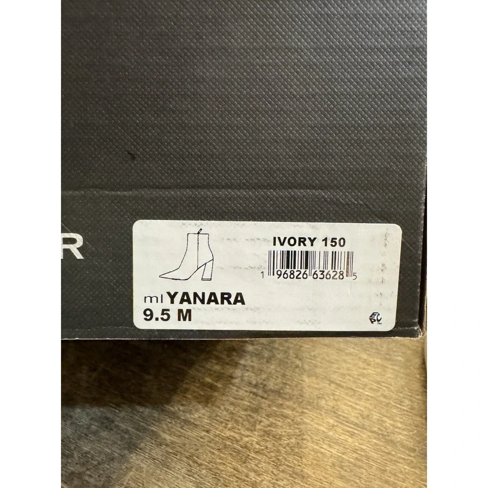 WOMEN NEW MARC FISHER Nebula Square Toe Bootie BLOCK HEEL IVORY Size 9.5‎